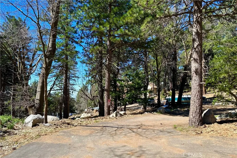 Lakeview Drive Rimforest, CA 92378