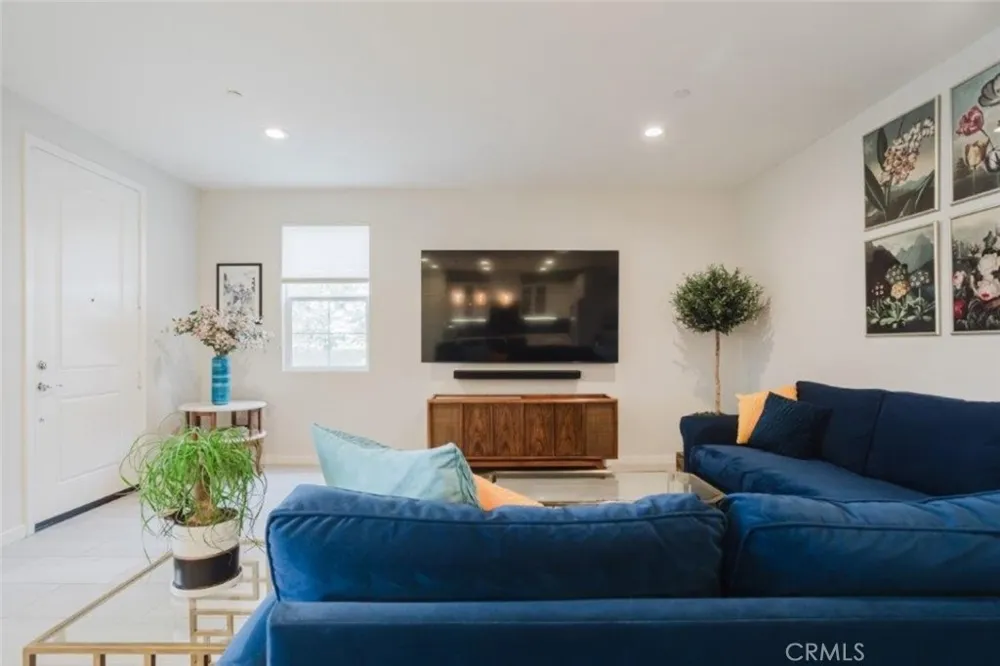 1018 Newberry Lane Claremont, CA 91711