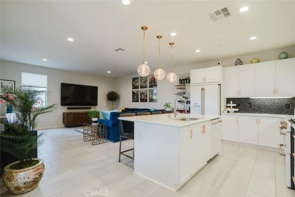 1018 Newberry Lane Claremont, CA 91711