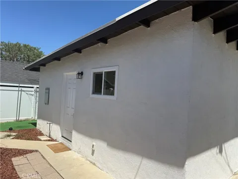 1395 3rd