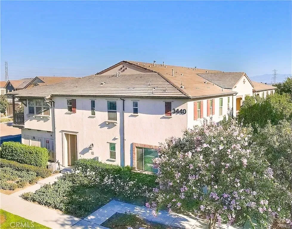 3440 E Santa Clara Ontario, CA 91761