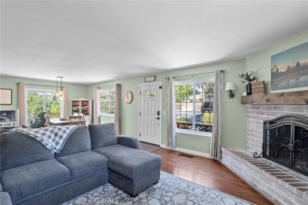 420 W 4th San Dimas, CA 91773