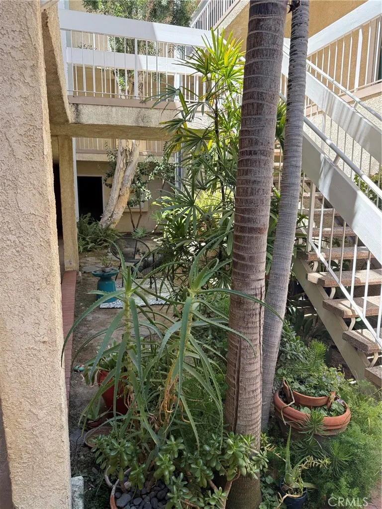 4807 Beck Avenue #4 Valley Village, CA 91601