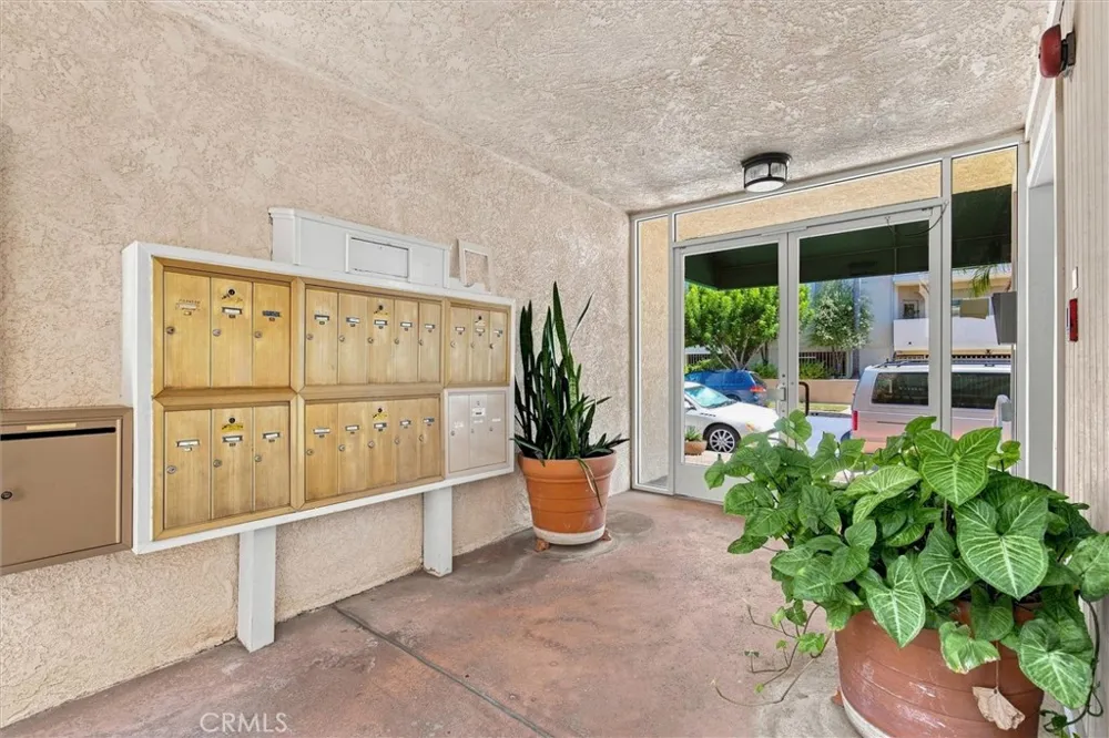 4807 Beck Avenue #4 Valley Village, CA 91601