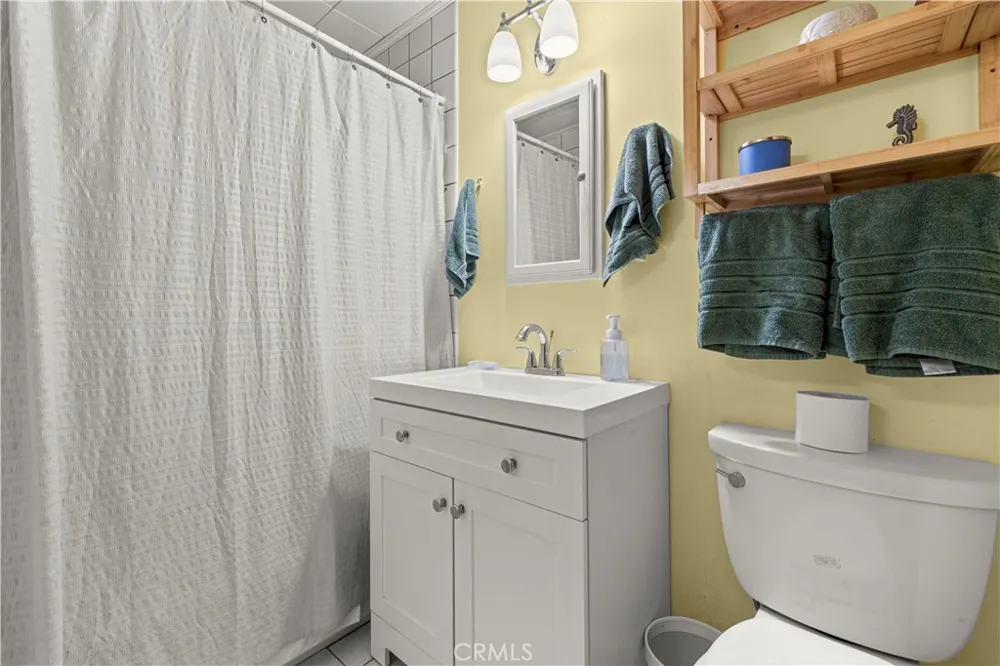 964 Chateau Drive Crestline, CA 92325