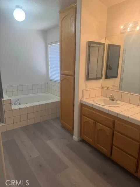17980 Lakeview Victorville, CA 92395