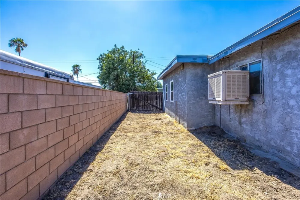 3343 Otono Court San Bernardino, CA 92407