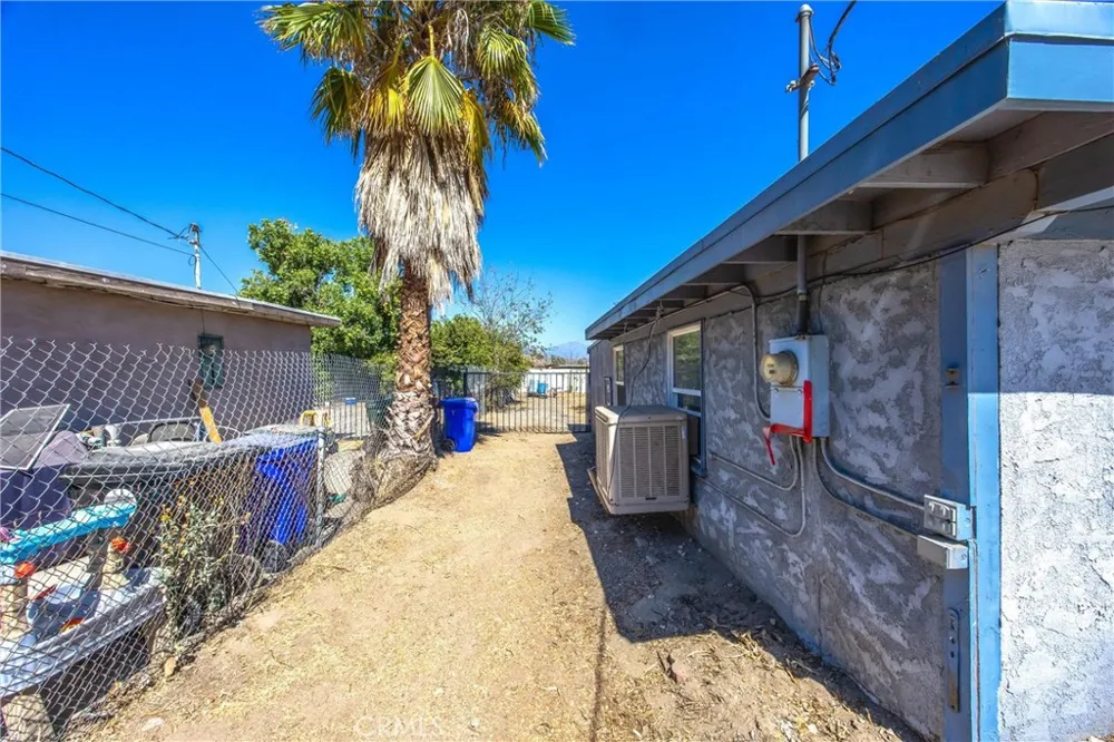 3343 Otono Court San Bernardino, CA 92407