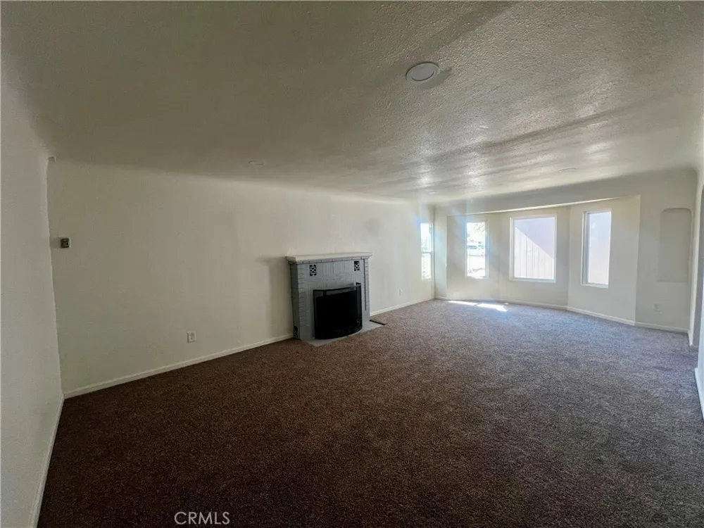 1322 Quincy Bakersfield, CA 93305