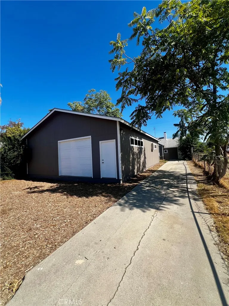 1322 Quincy Bakersfield, CA 93305