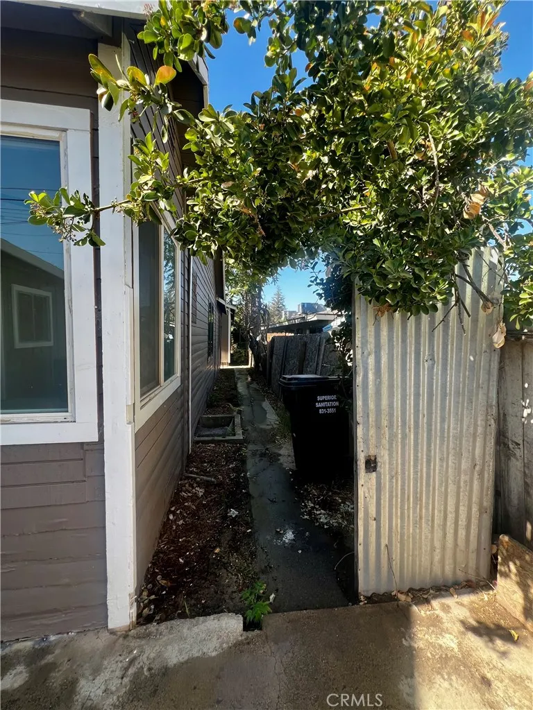 1322 Quincy Bakersfield, CA 93305