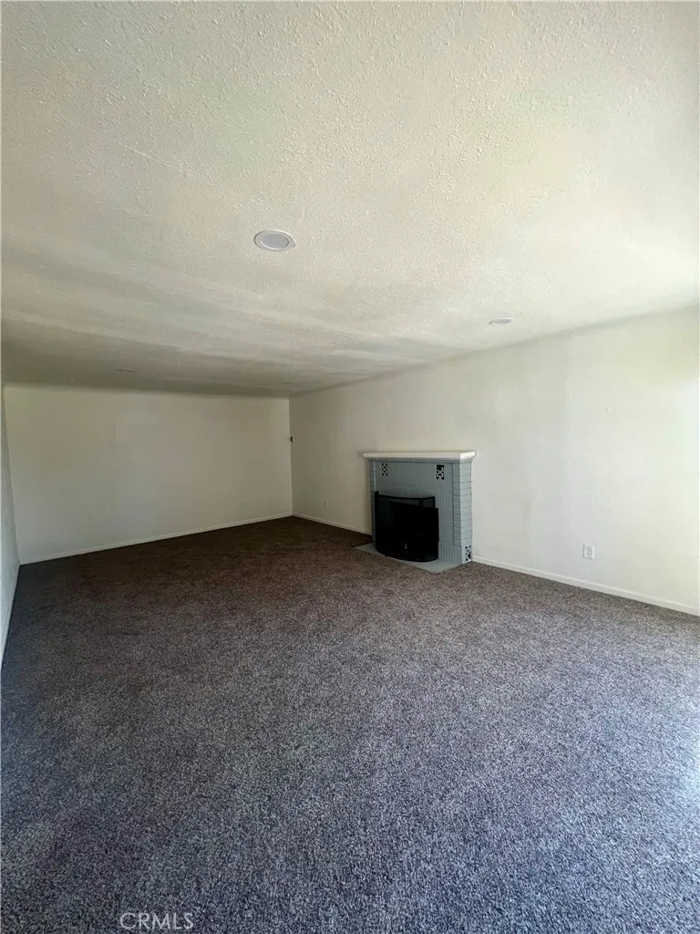1322 Quincy Bakersfield, CA 93305