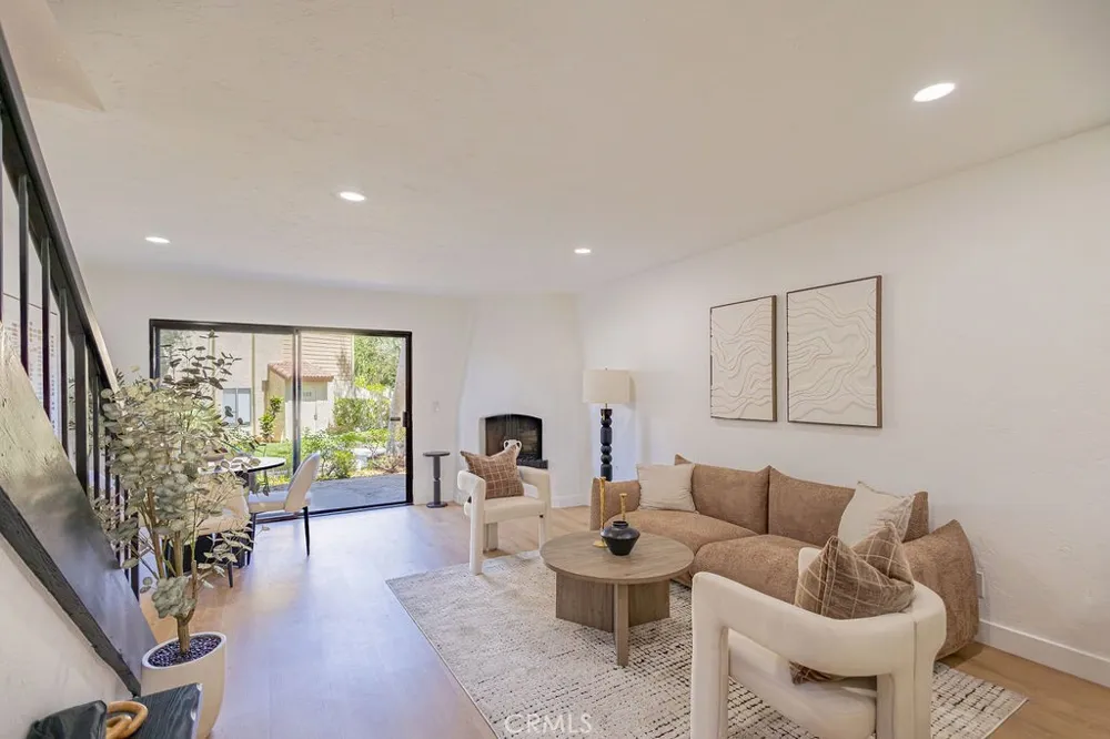 5720 Owensmouth Avenue #131 Woodland Hills, CA 91367