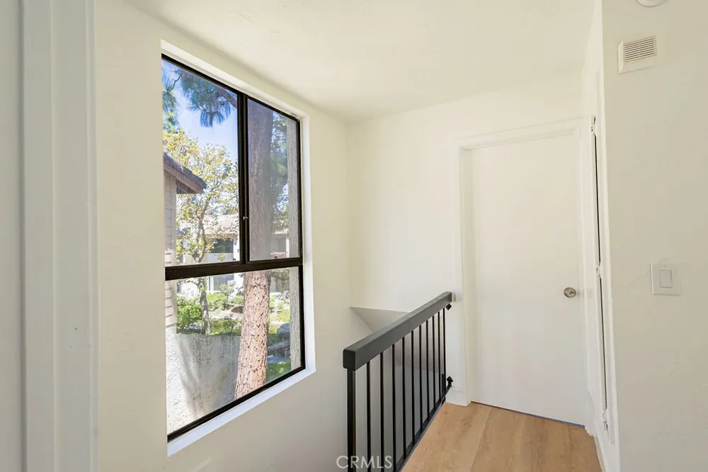 5720 Owensmouth Avenue #131 Woodland Hills, CA 91367