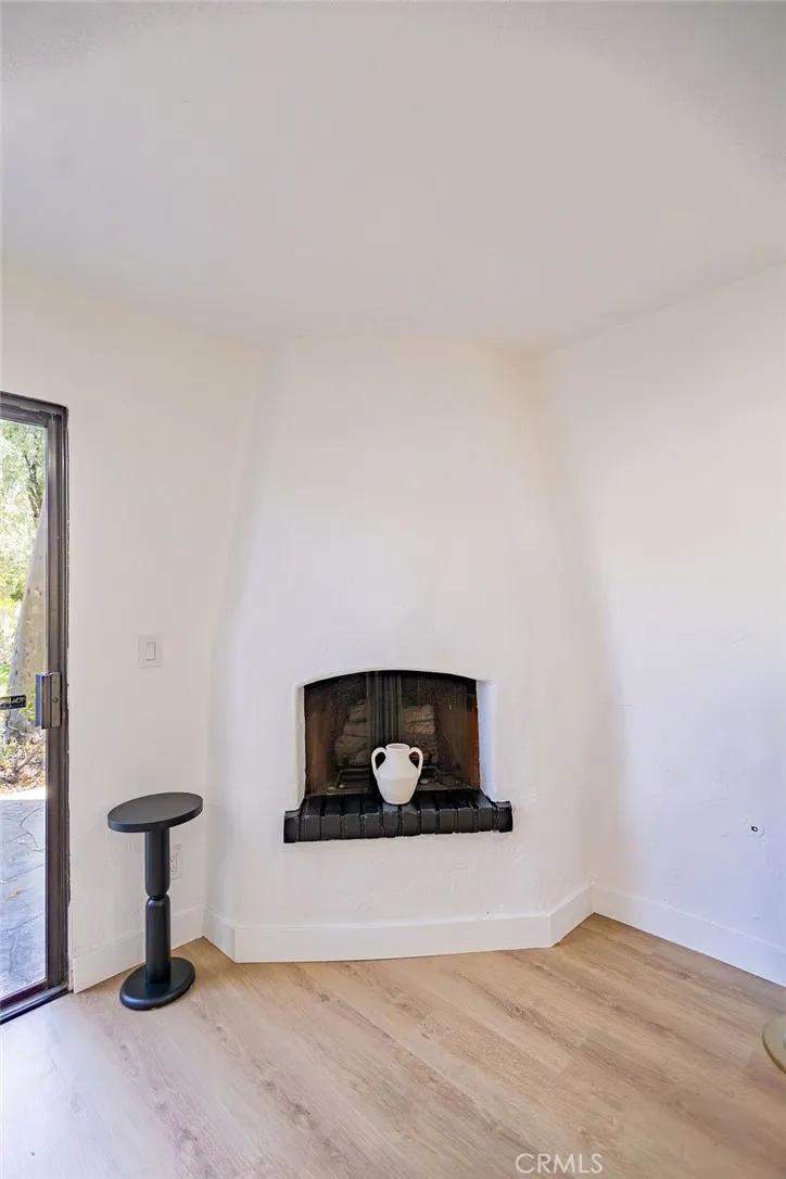 5720 Owensmouth Avenue #131 Woodland Hills, CA 91367