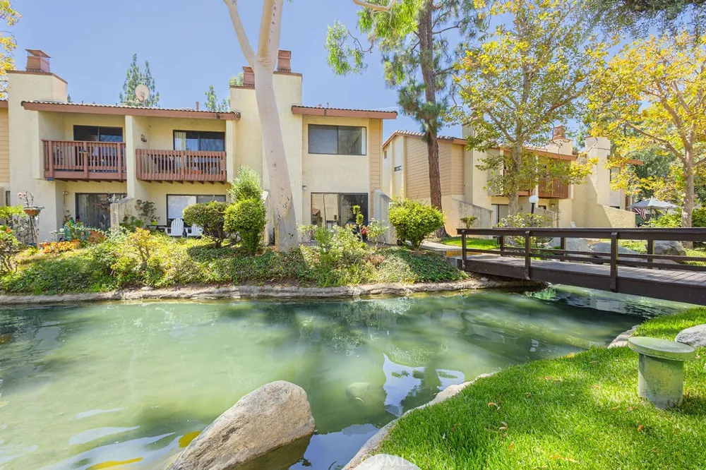 5720 Owensmouth Avenue #131 Woodland Hills, CA 91367