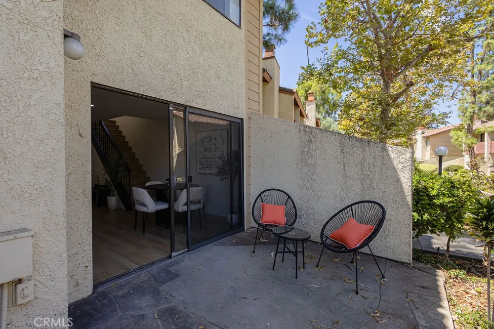 5720 Owensmouth Avenue #131 Woodland Hills, CA 91367