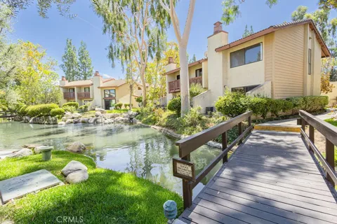 5720 Owensmouth Avenue #131