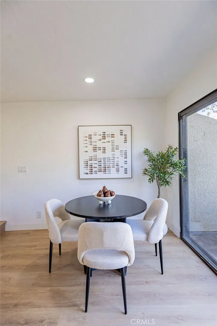 5720 Owensmouth Avenue #131 Woodland Hills, CA 91367