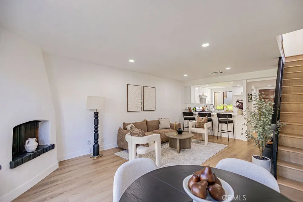5720 Owensmouth Avenue #131 Woodland Hills, CA 91367