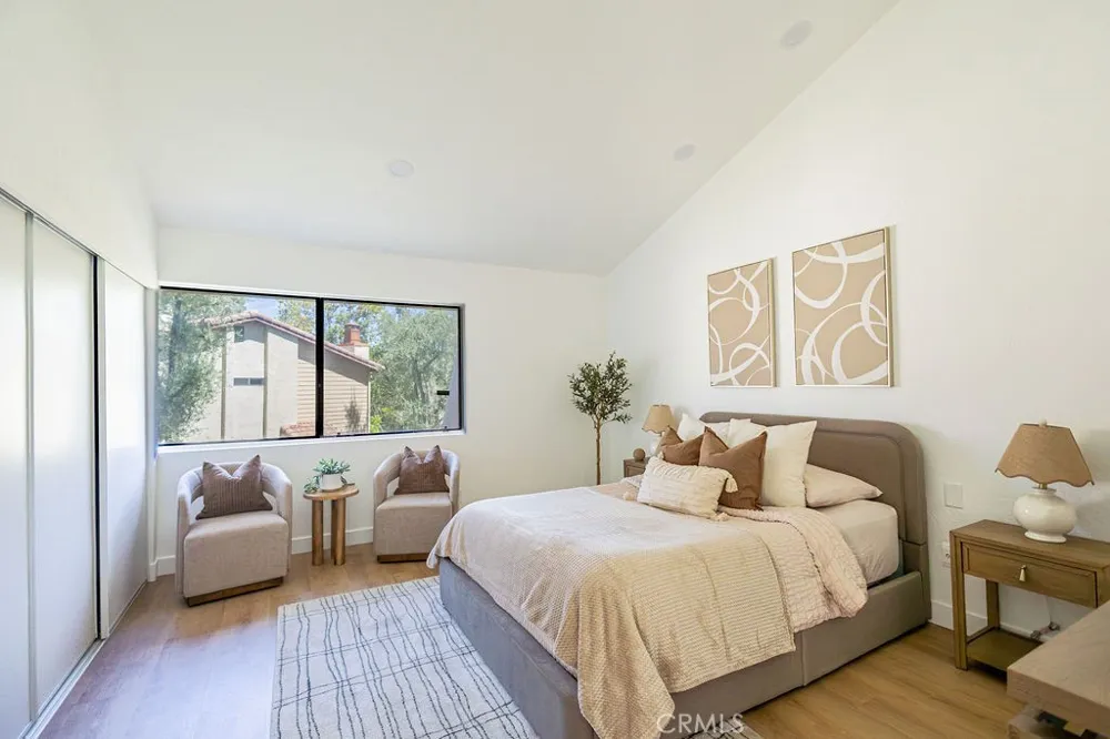 5720 Owensmouth Avenue #131 Woodland Hills, CA 91367