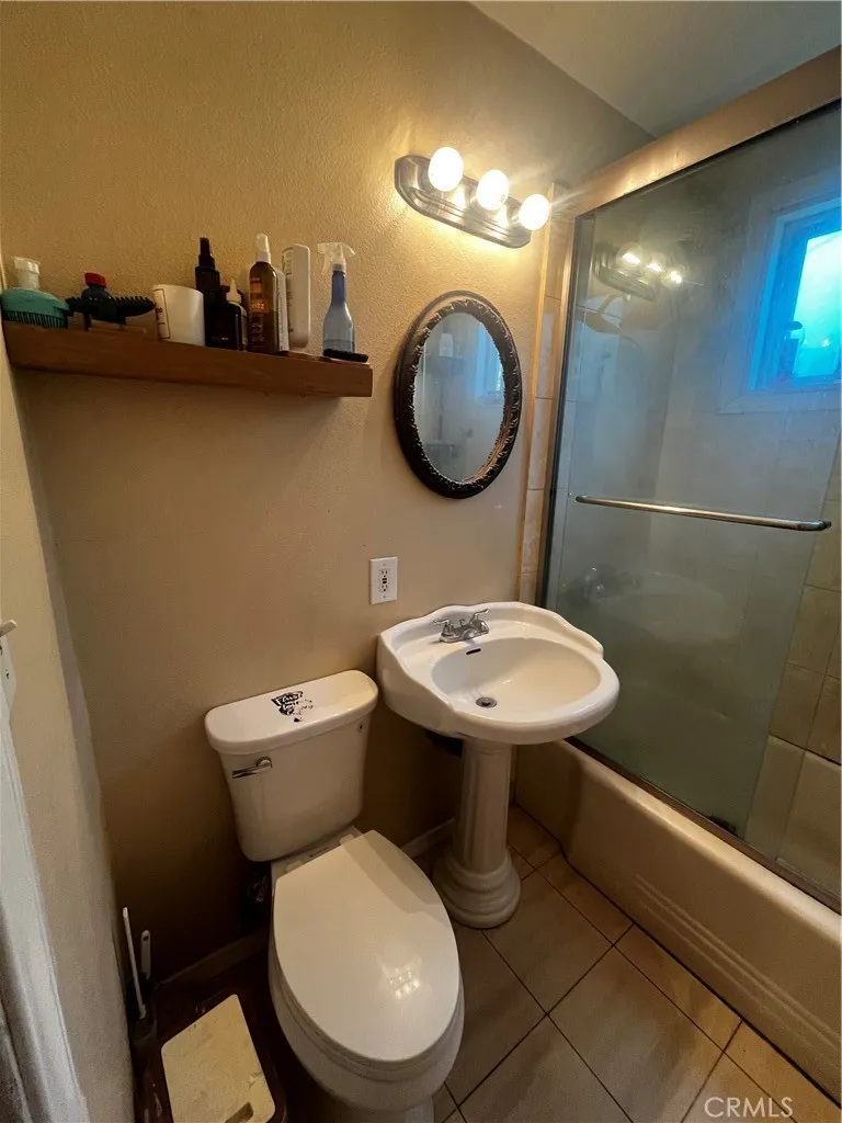 1609 W 166th Compton, CA 90220