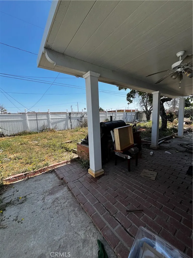 1609 W 166th Compton, CA 90220
