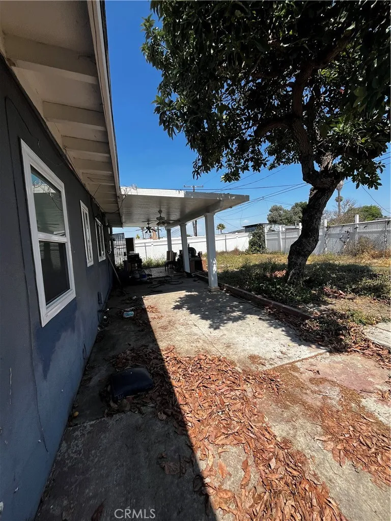 1609 W 166th Compton, CA 90220