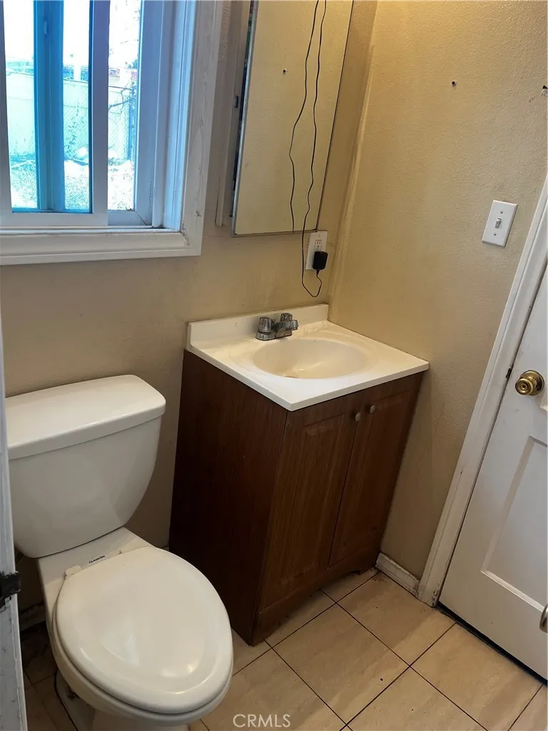 1609 W 166th Compton, CA 90220