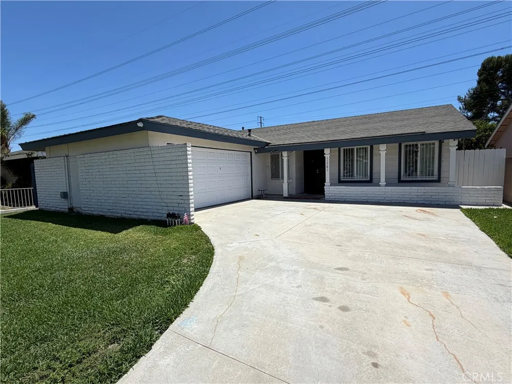 11510 Bertha Cerritos, CA 90703
