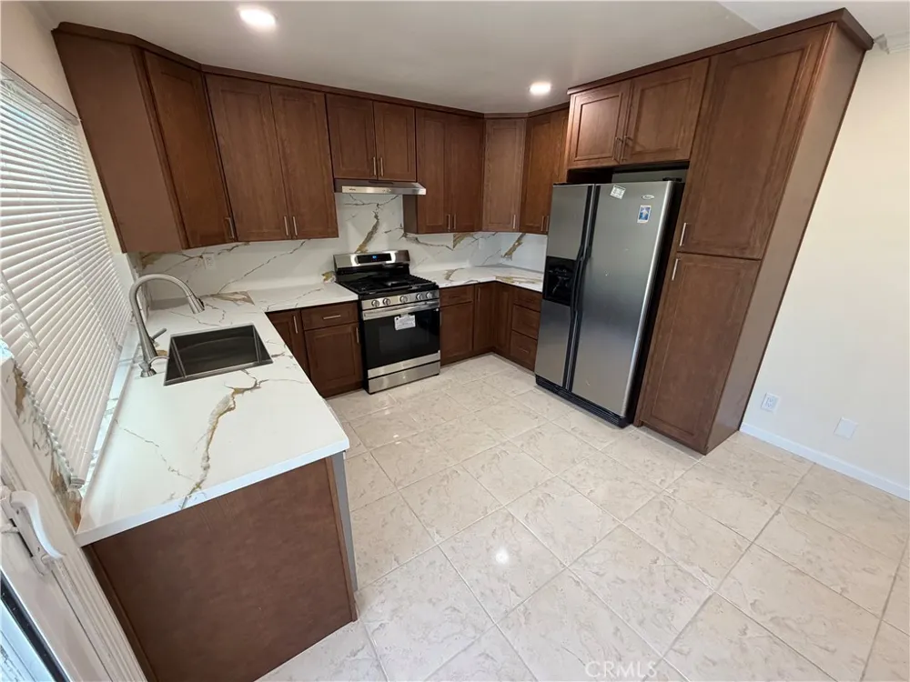 11510 Bertha Cerritos, CA 90703