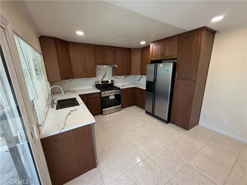 11510 Bertha Cerritos, CA 90703