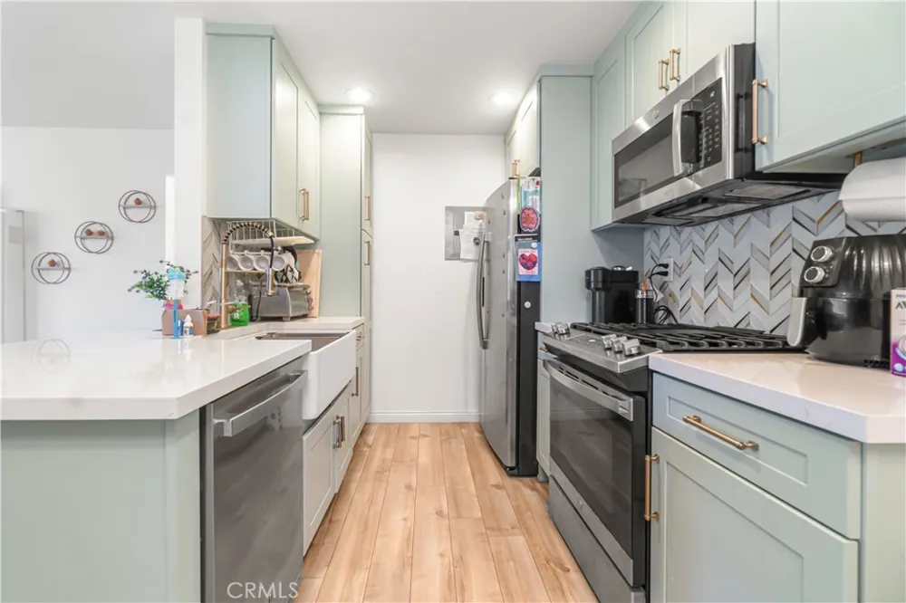 2890 E Artesia #60 Long Beach, CA 90805
