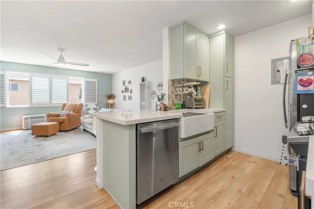 2890 E Artesia #60 Long Beach, CA 90805