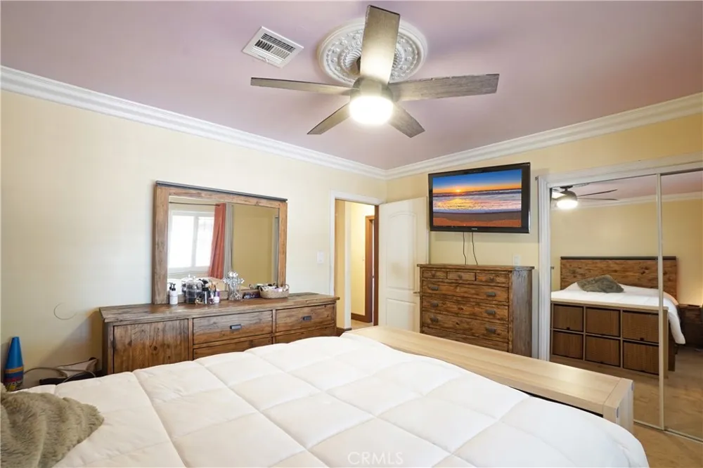1307 S Cliveden Compton, CA 90220