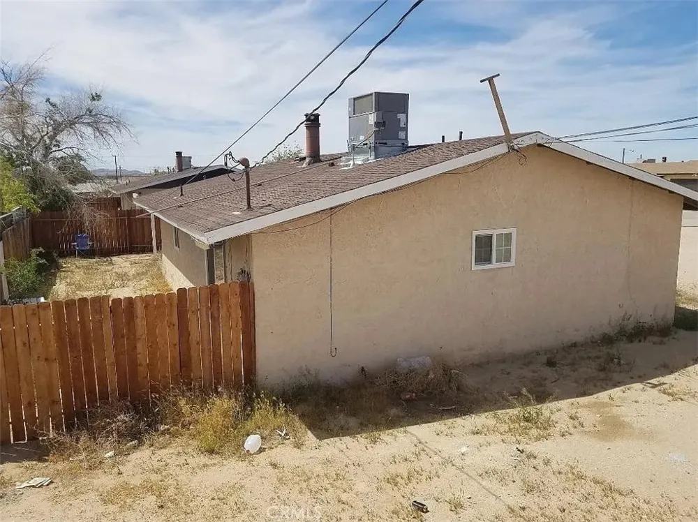 34327 Paris Barstow, CA 92311