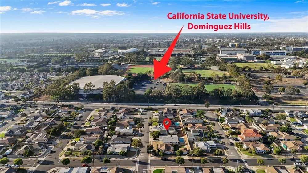 19102 Enslow Carson, CA 90746