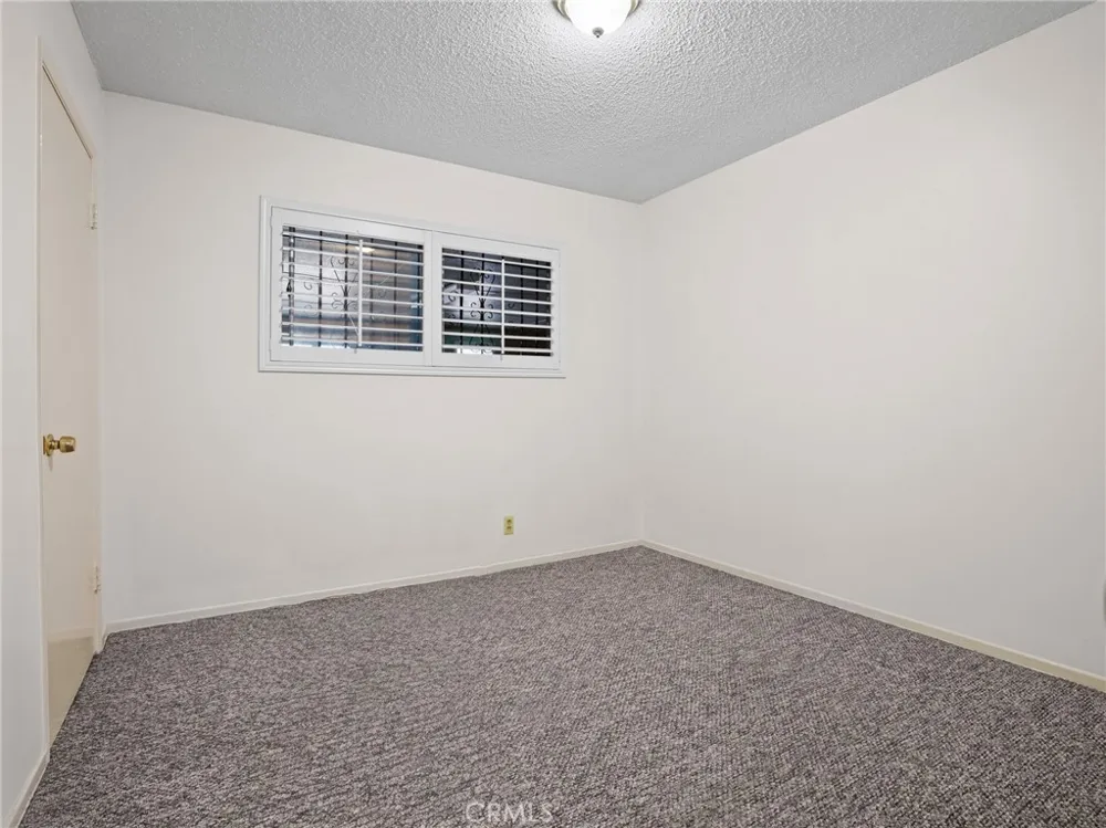 19102 Enslow Carson, CA 90746