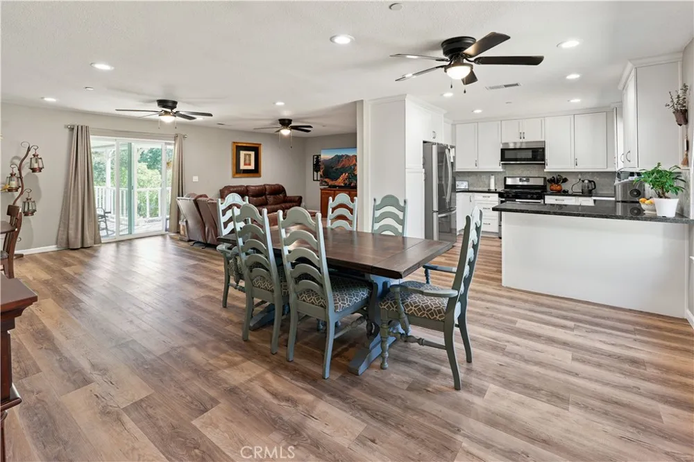 38696 Sierra Lakes Dr. Oakhurst, CA 93644