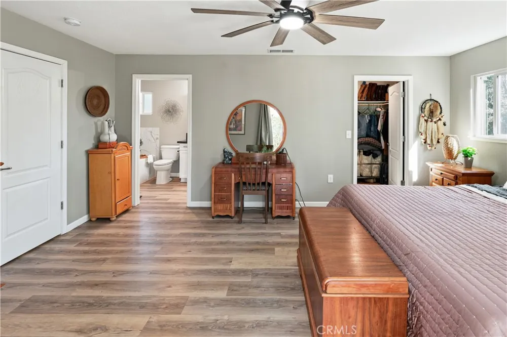 38696 Sierra Lakes Dr. Oakhurst, CA 93644