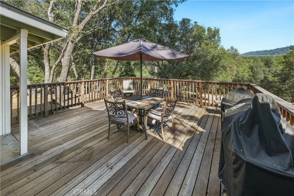 38696 Sierra Lakes Dr. Oakhurst, CA 93644
