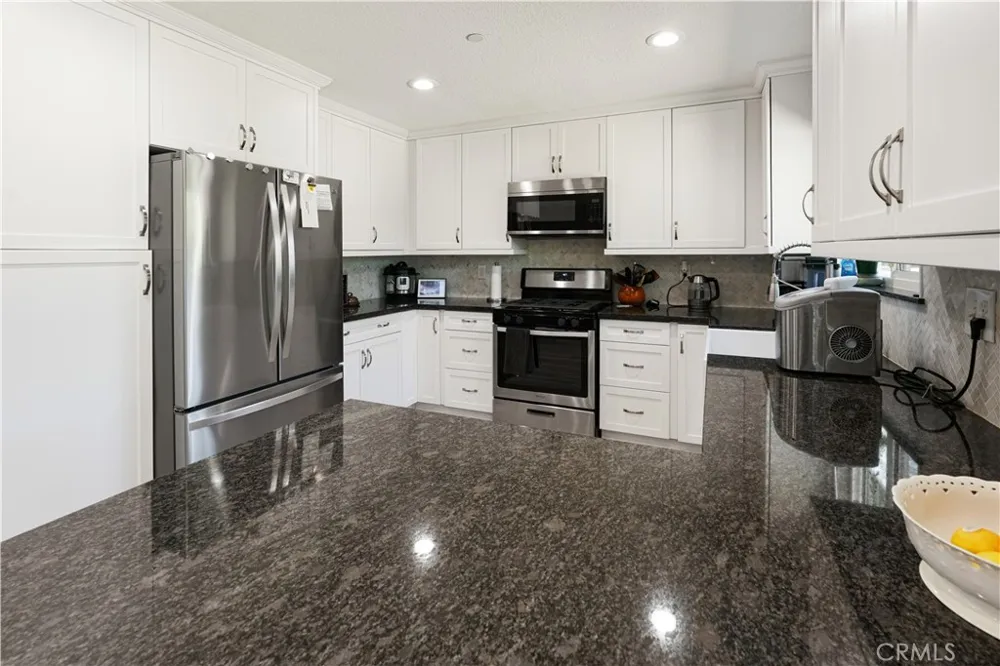 38696 Sierra Lakes Dr. Oakhurst, CA 93644