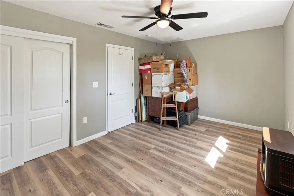 38696 Sierra Lakes Dr. Oakhurst, CA 93644