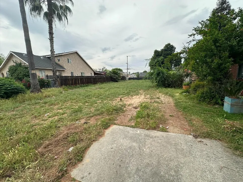 269 W Alluvial Fresno, CA 93650