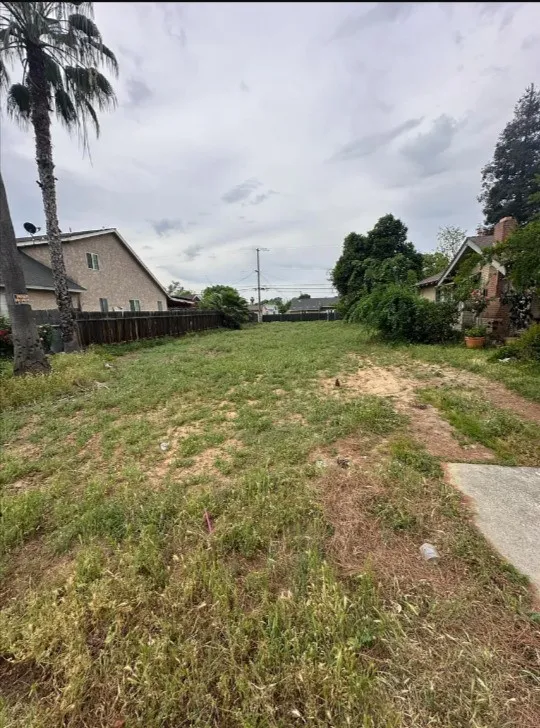 269 W Alluvial Fresno, CA 93650