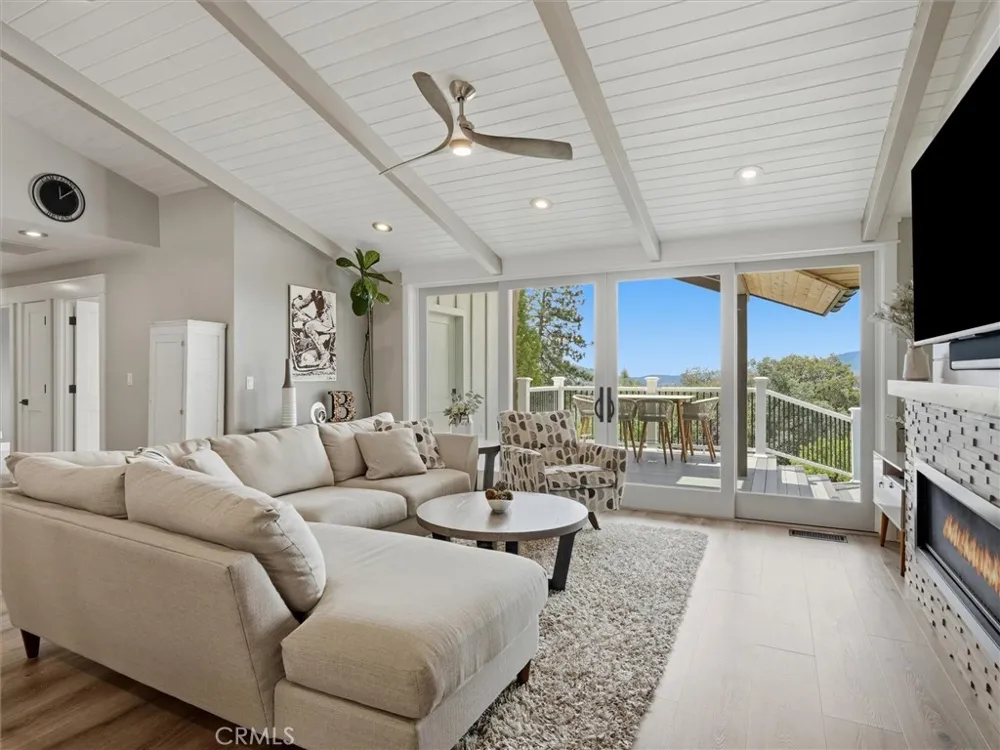 51291 Buckskin Lane Oakhurst, CA 93644