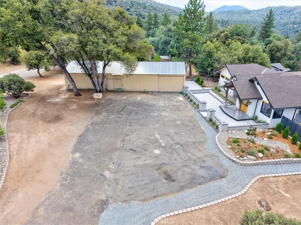51291 Buckskin Lane Oakhurst, CA 93644