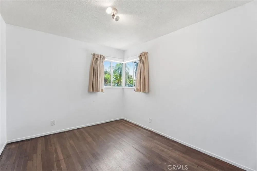 641 E Scott Fresno, CA 93710