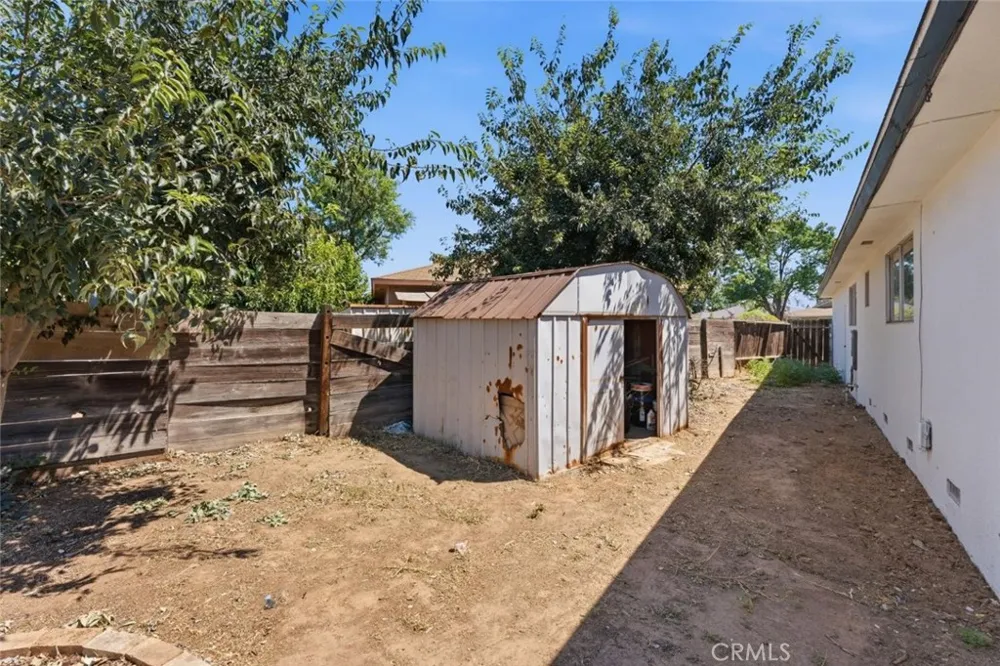 641 E Scott Fresno, CA 93710
