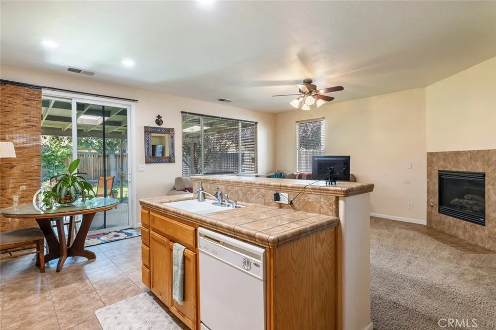 893 Chianti Coalinga, CA 93210